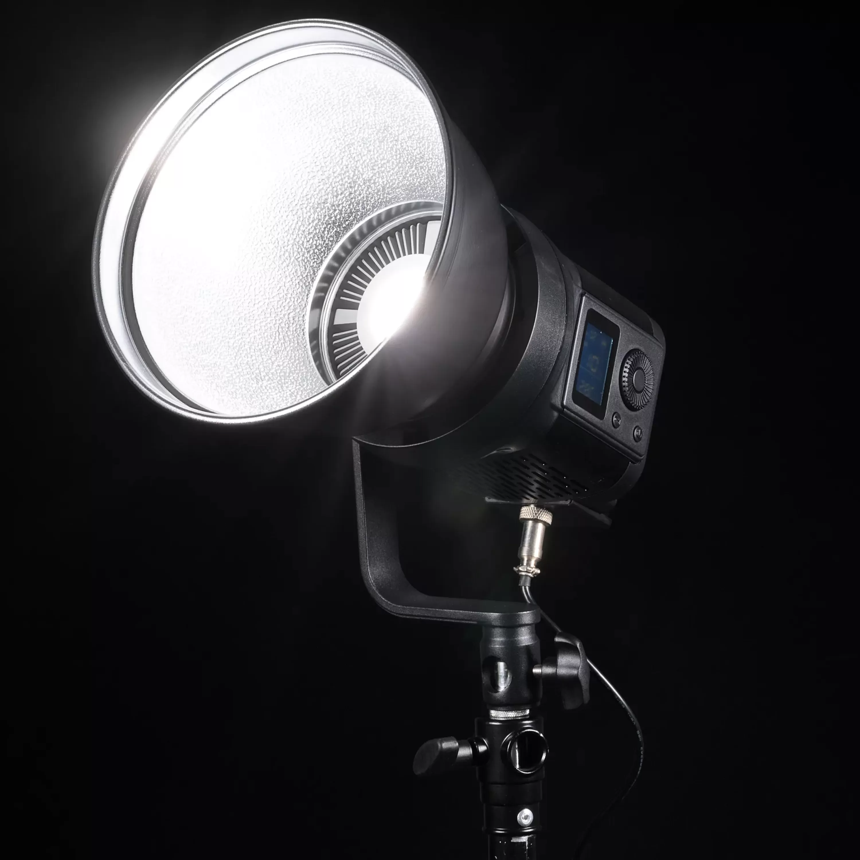 Cheap Bresser BR-120SL COB LED Studiolampe 120W mit Bowens-Anschluss für Softboxen