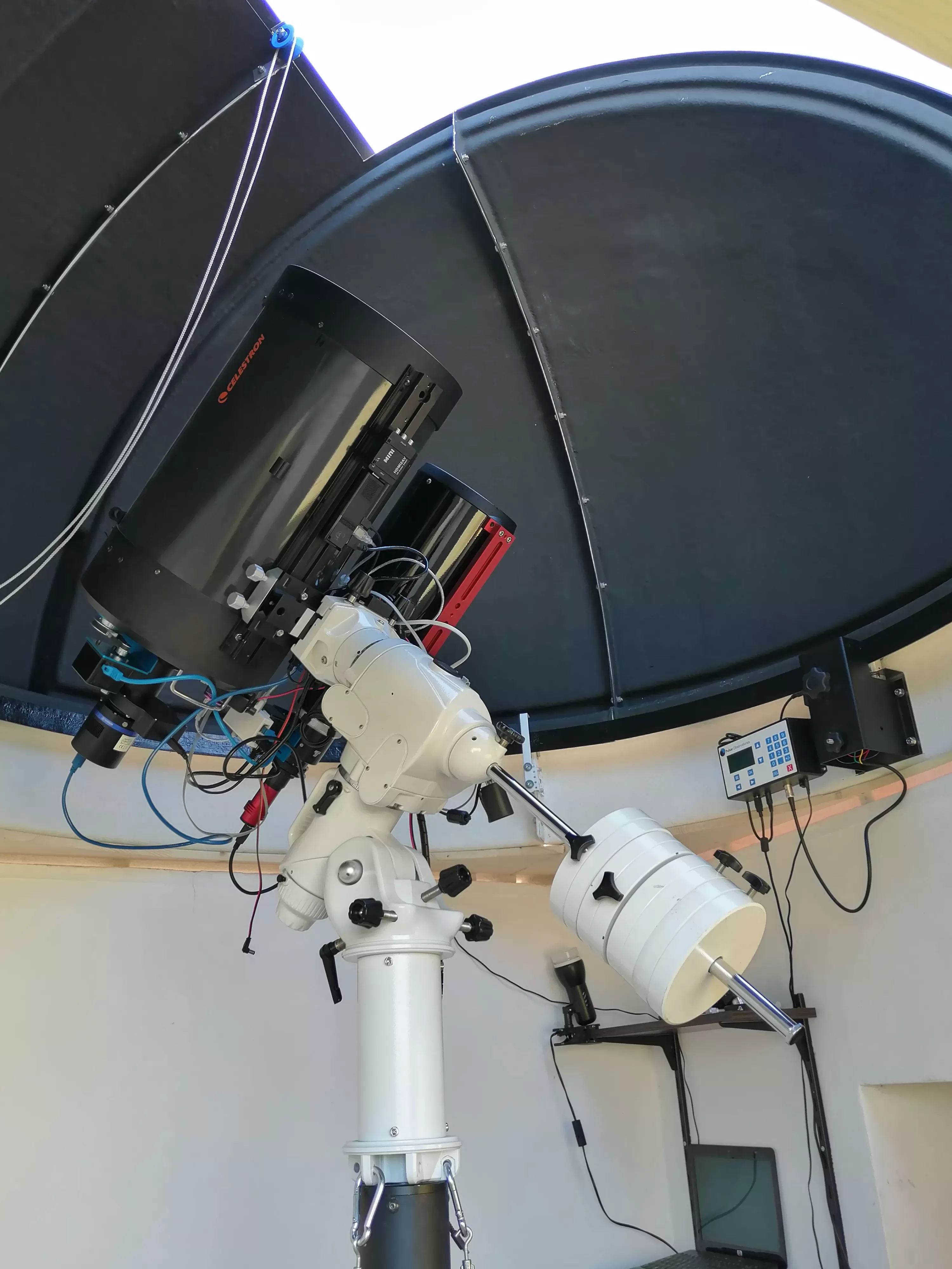 Best Bresser PULSAR DOMES 2.2m Observatorium GEN II - niedrige Bauform